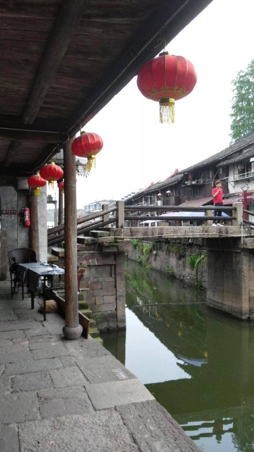 逃出田园庭院